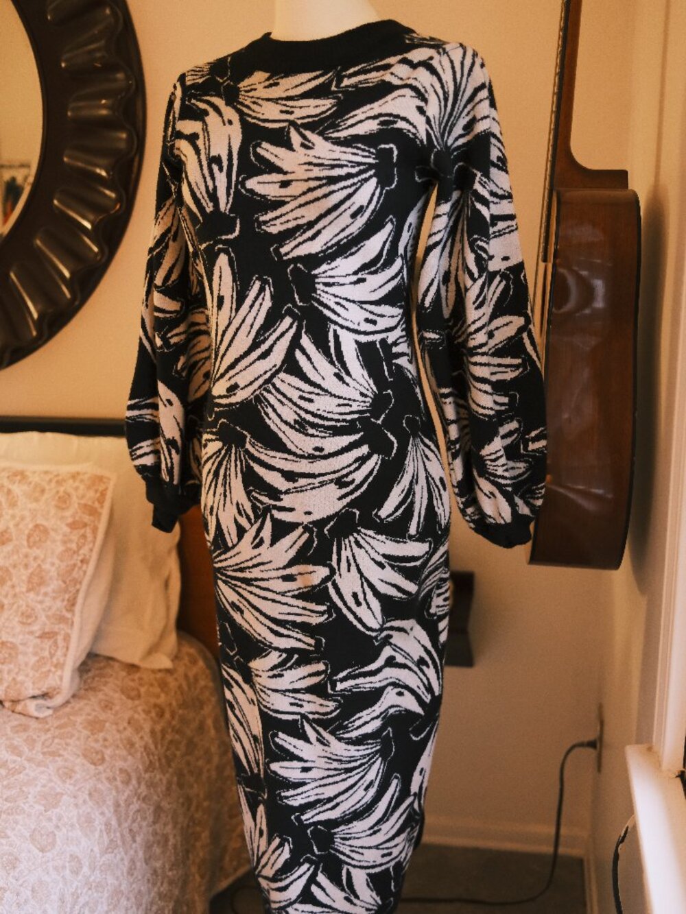 FARM Rio Black & White Banana Print Sweater Dress XS